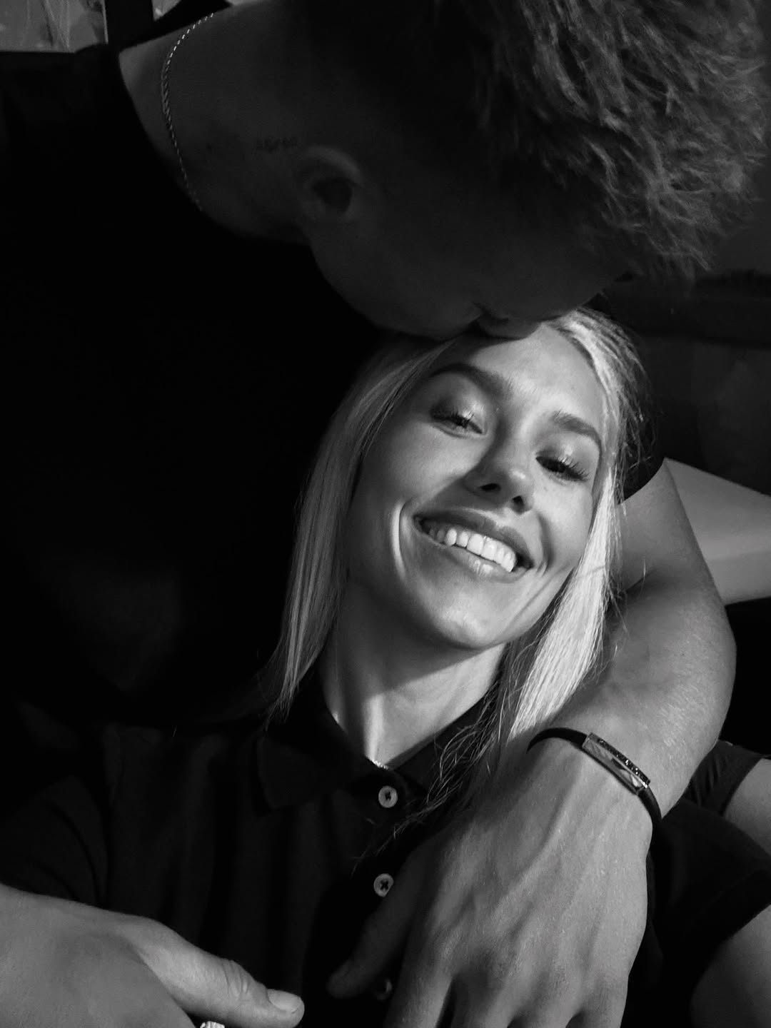 "В очах можна все прочитати". Бражко замилував мережу ніжним фото з Квітковою